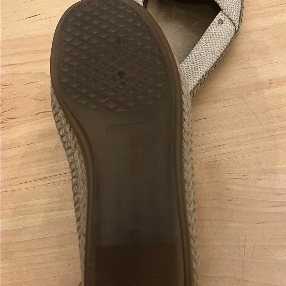 AEROSOLES Cream Espadrille Flats